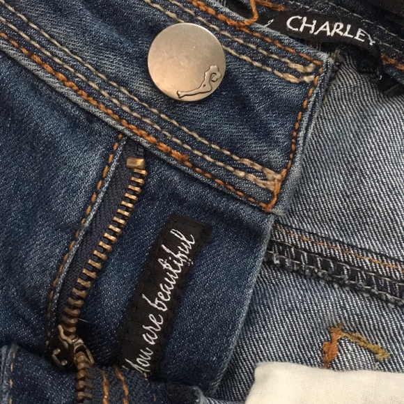 Jeans - Picture 6 of 6